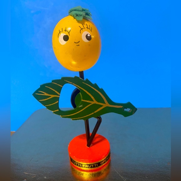 RETRO 70s JAPAN TIMBER LINE WOOD CRAFT TUTTI-FRUITTI MAGNETIC BOTTLE/ CAN OPENER - Picture 6 of 15